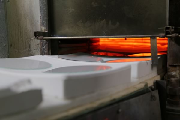 Quartz infrared lamp for glass oven