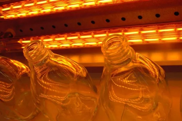 Short wave quartz infrared lamp