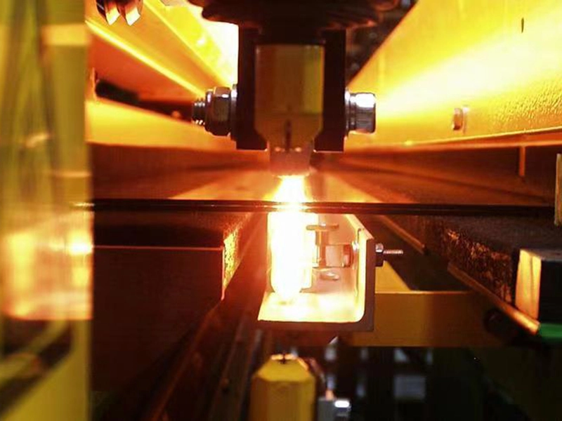 Glass kiln heating elements